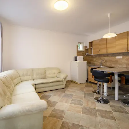 Sunshine By Interhome 別荘