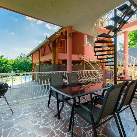 別荘 Sunshine By Interhome Balatonszárszó