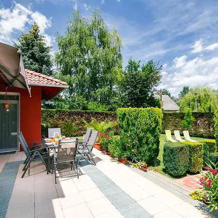 別荘 Sunshine By Interhome *