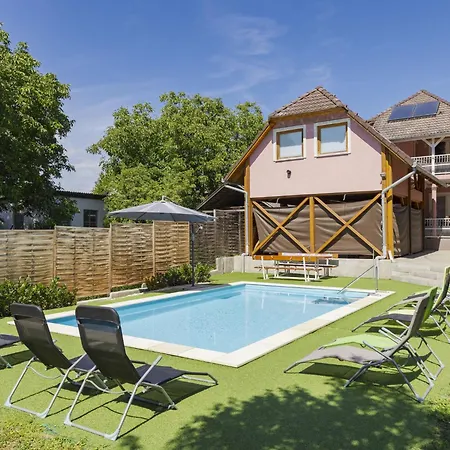 別荘 Sunshine By Interhome Balatonszárszó